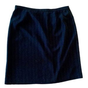 ---- Black Pencil Skirt Size 16 Petite